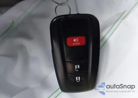 2021 Toyota Prius Le из США, поврежденный, VIN JTDKAMFU8M3130877